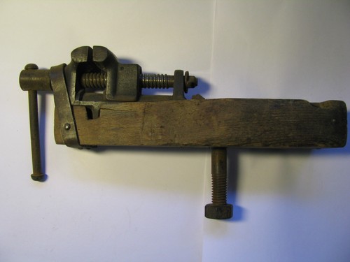 Schraubstock alt klein - ,