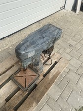 Alte Ständerbohrmaschine -
