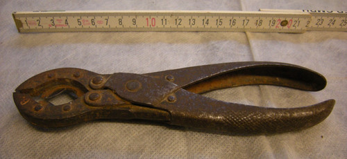 Alte zange aus metall - aus, (837)