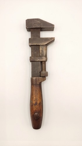 Antik whitman barnes - &, b