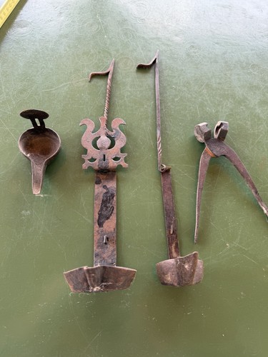 Antikes gusseisen werkzeug - antikes,