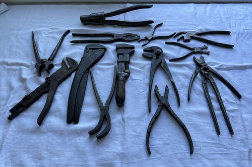 Antique blacksmith tools - 14,